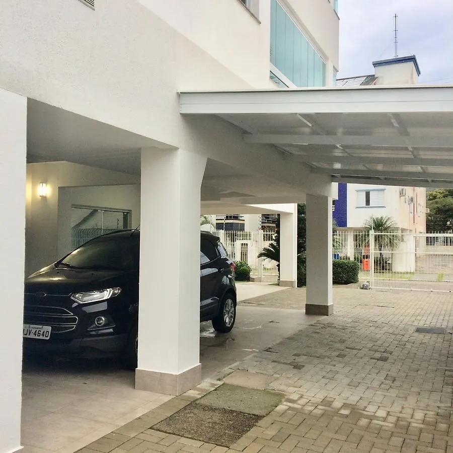 Lindo Apartamento, Com Excelente Localizacao, Em Jurere! Florianópolis Apartment