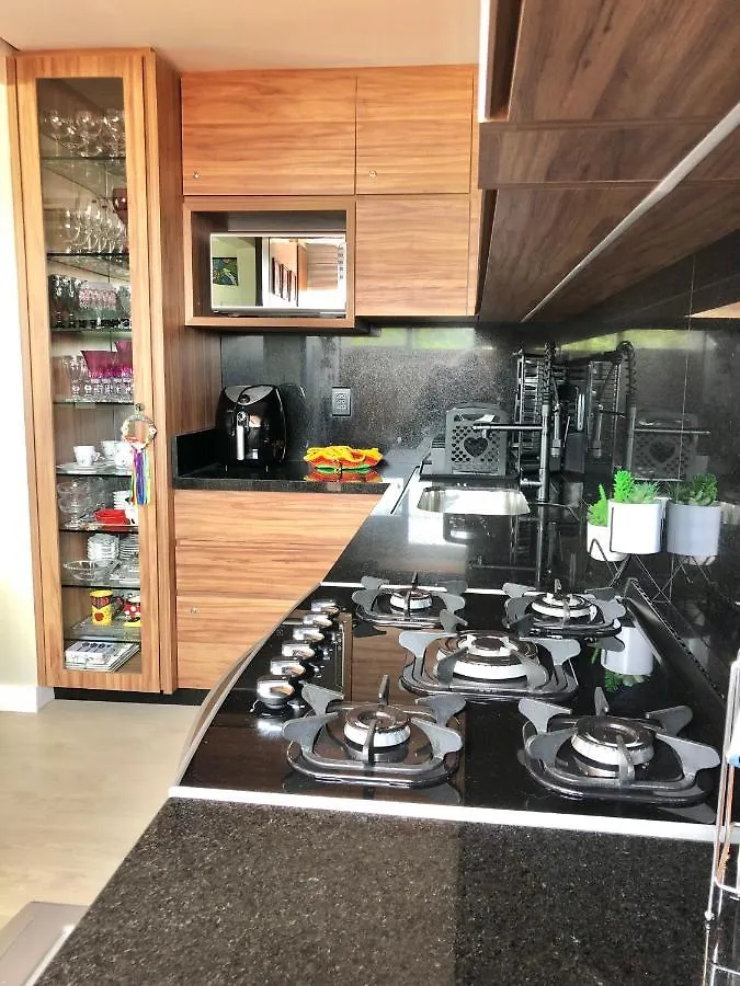 Lindo Apartamento, Com Excelente Localizacao, Em Jurere! Florianópolis